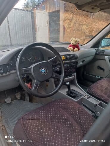 продаю мерседес сапог всё модели бишкек: BMW 5 series: 1993 г., 2 л, Механика, Бензиновая, Седан — 5