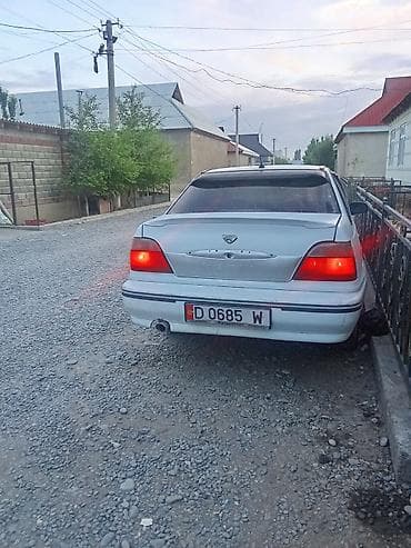 Daewoo Nexia: 1995 г., 1.5 л, Механика, Бензин, Седан