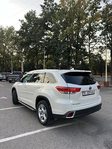 prius plus: Toyota Highlander: 2017 г., 3.5 л, Вариатор, Гибрид, Кроссовер — 4