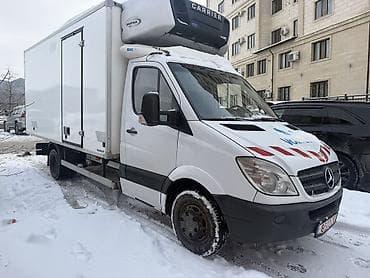 volvo tandem: Легкий грузовик, Mercedes-Benz — 1