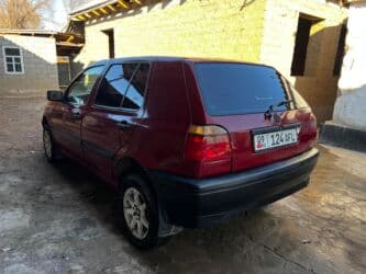 с связи с переездом: Volkswagen Golf: 1994 г., 1.6 л, Механика, Бензин, Хэтчбэк — 3