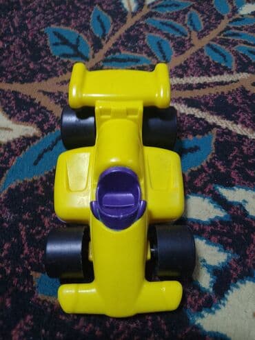 куплю детскую машинку: Игрушечная машинка — болид Формулы-1 - Яркий жёлтый корпус с — 1