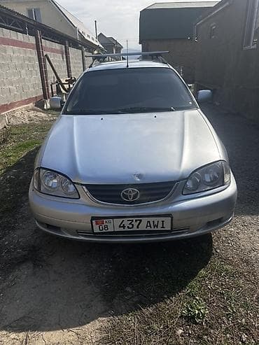 Toyota Avensis: 2001 г., 2 л, Ручные, Бензин, Универсал