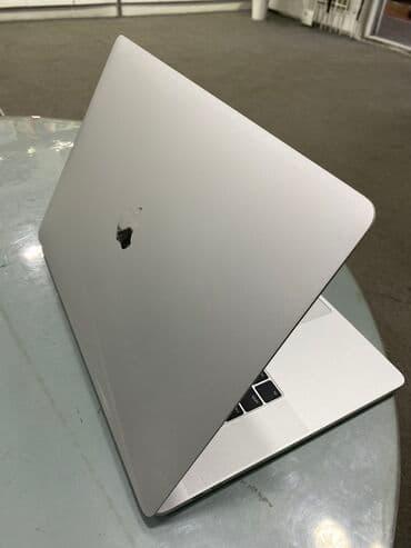 notnik: Ноутбук, Apple, 16 ГБ ОЭТ, Intel Core i7, 15.6 ", Колдонулган, Жумуш, окуу үчүн, эс тутум SSD — 3