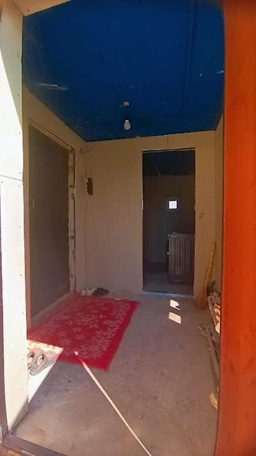 барачные дома: Продаётся жилой частный дом с большим приусадебным участком. Описание — 7