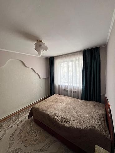 🏡 Продается участок с 2 домами 📍Район: ж/м Бакай-Ата 🌳 Участок: 5 — 8