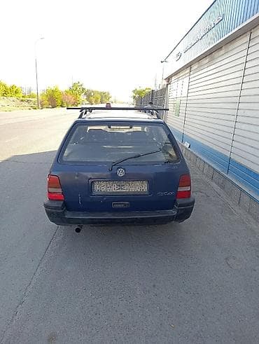 rd 1: Volkswagen Golf R: 1993 г., 1.4 л, Механика, Бензин, Универсал — 4
