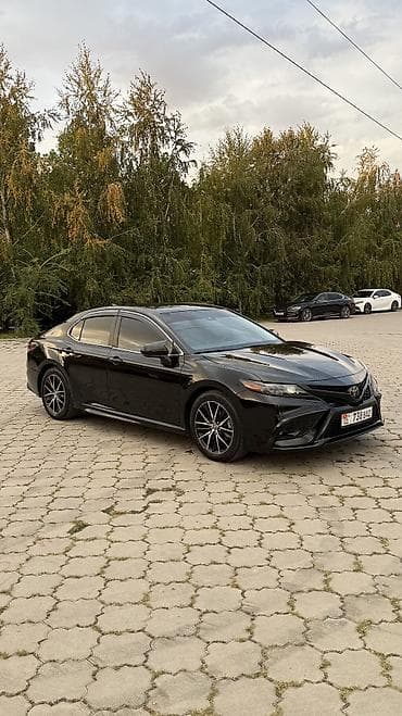 golf 2: Toyota Camry: 2021 г., 2.5 л, Автомат, Бензин, Седан — 2