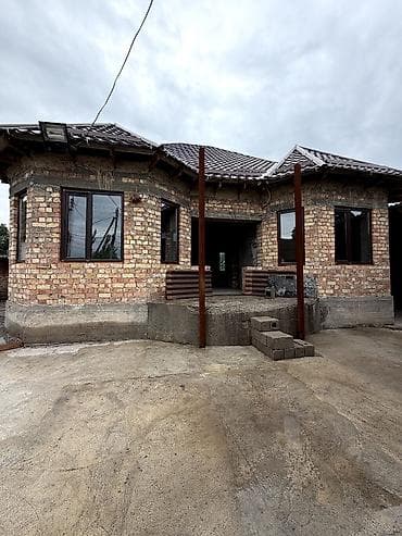 Кыймылсыз мүлк: 🏡 Продается уютный дом в Сокулуке! Дом расположен на участке 19 — 7