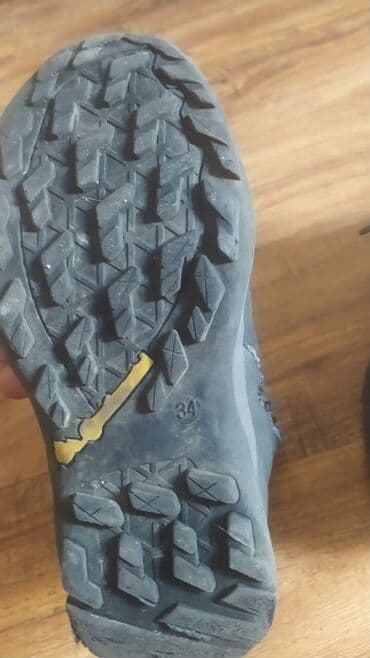 детская обувь для мальчиков недорого: 36 размер отличное состояние хорошее качество по 600 сом — 3