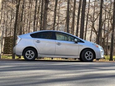 продаю или меняю на дом: Toyota Prius: 2013 г., 1.8 л, Автомат, Гибрид, Универсал — 5