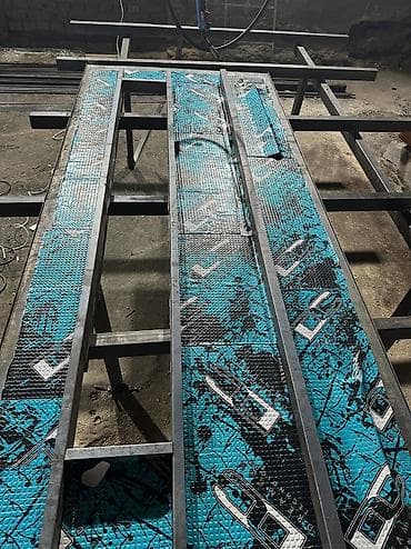 Ички жасалга: Үйлөр жана батирлер үчүн эшик, Металлдан, Эки эшиктуу, Кыргызстандан, Айнек менен, түсү - Боз — 6