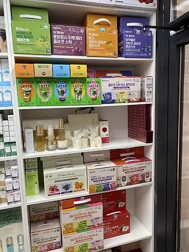 Личные вещи: Набор мини-средств для ухода за кожей “Travel-Friendly Mini Skincare — 4