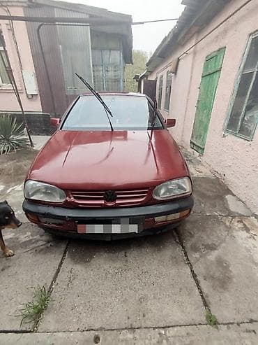 легковое: Volkswagen Golf: 1992 г., Ручные, Бензин, Хэтчбэк — 1