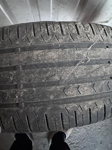 17: Летняя шина Continental 225/60 R17 V
Протектор 60-70% б/у комплект — 3