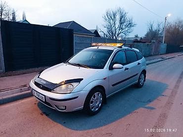 lada vesta: Ford Focus: 2002 г., 1.6 л, Механика, Бензин, Хэтчбэк — 4