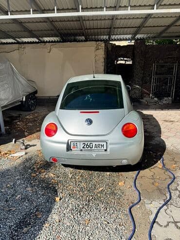 new beetle: Volkswagen New Beetle: 2000 г., 2 л, Автомат, Бензин, Хэтчбэк — 2