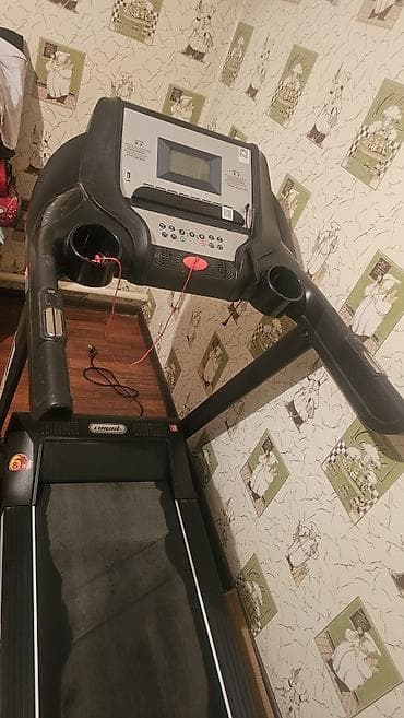 ваеный формы: Беговая дорожка Yijian T910 - Электрическая беговая дорожка для дома — 4