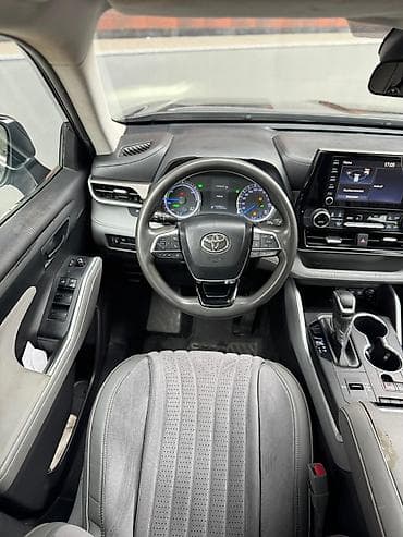 Продажа авто: Toyota Highlander: 2020 г., 2.5 л, Автомат, Гибрид, Внедорожник — 7
