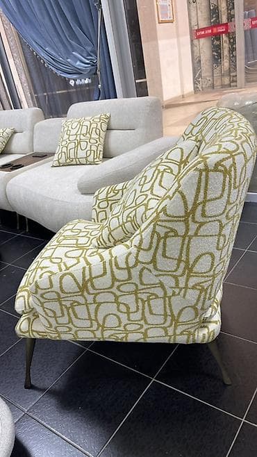 Эмерек гарнитурлары: Гостиный комплект: модульный диван с консолью и два кресла - — 3