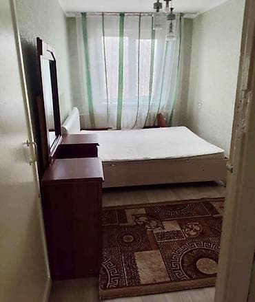 3 мкр: 3 комнаты, 58 м², 104 серия, 4 этаж, Старый ремонт — 4