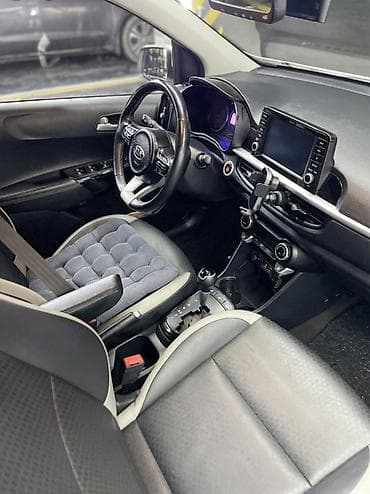 Автомобильные камеры: Видеорегистратор для автомобиля с установкой у зеркала заднего вида — 6