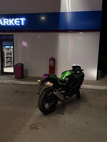 Мотоциклы: Мотоцикл очень хороший состояние Kawasaki 400 куб водинной охлаждения — 1