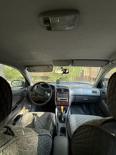 6: Toyota Avensis: 1998 г., 1.6 л, Механика, Бензин, Седан — 5