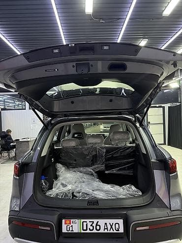 BYD Yuan Up: 2025 г., Электромобиль, Кроссовер — 5