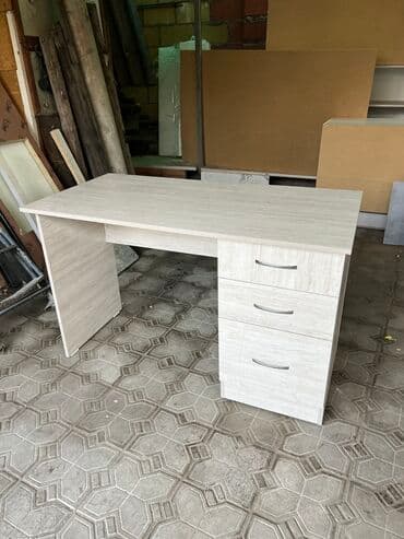 Компьютерный стол, Новый, С полками