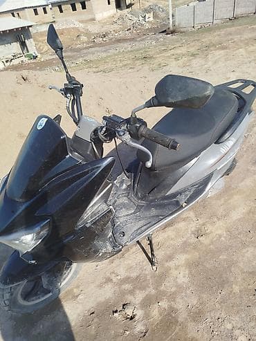 глушитель на бмв: Макси-скутер 150 куб. см, Бензин, Б/у — 3