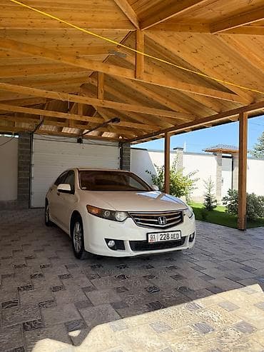 Honda Accord: 2009 г., 2 л, Автомат, Бензин, Седан at lalafo.kg Honda Accord: 2009 г., 2 л, Автомат, Бензин, Седан