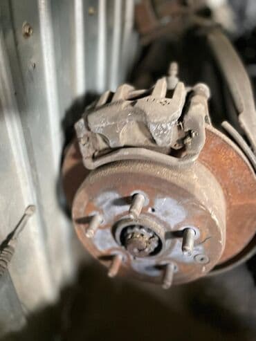 средний кузов двух скат: Toyota Crown Athlete,Crown Majesta, Mark 2 100 кузов, Subaru Legacy B4 — 15