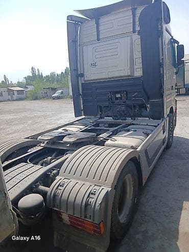 act: Тягач, Mercedes-Benz, 2009 г., Без прицепа — 4