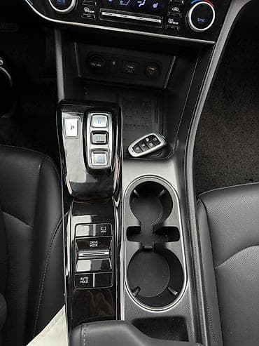 Hyundai Sonata: 2019 г., 2.4 л, Автомат, Бензин, Седан — 4