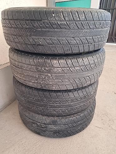 Транспорт: Комплект из 4 автомобильных шин Uniroyal RainExpert 3. - Размер — 1