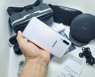 headphone: Samsung Galaxy A70, Б/у, 256 ГБ, цвет - Белый, 1 SIM, 2 SIM, eSIM — 10