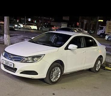 экран для батареи: BYD E5: 2019 г., Электромобиль, Седан — 2