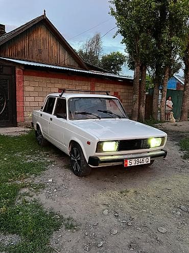 авто в такси: ВАЗ (ЛАДА) 2105: 1982 г., 1.3 л, Механика, Седан — 4