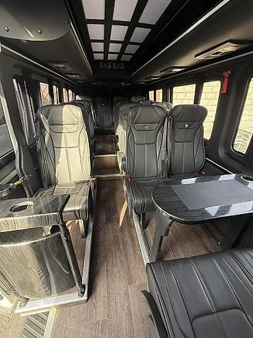 сиденье на sprinter: Пункт назначения: Аэропорт Манас, Количество мест: 18, Лицензия №: 00B004804 — 7