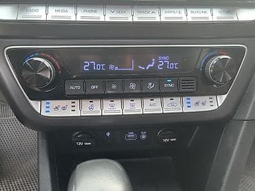 kia 2016: Hyundai Sonata: 2019 г., 2.4 л, Типтроник, Бензин, Седан — 5