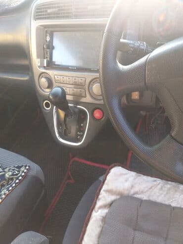 срочно продаю в связи с переездом: Honda Stream: 2002 г., 1.7 л, Автомат, Бензиновая, Минивэн — 6