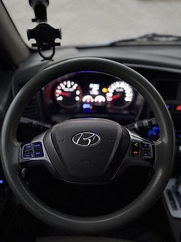 byd e7: Hyundai Porter: 2017 г., 2.5 л, Автомат, Дизель — 10