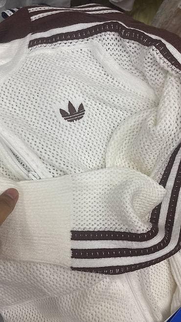 Мужской спортивный костюм, L, Adidas, Новый, цвет - Белый, Платная доставка at lalafo.kg Мужской спортивный костюм, L, Adidas, Новый, цвет - Белый, Платная доставка