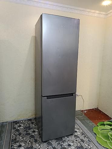 Холодильник Indesit, Б/у, Двухкамерный, Total no frost, 60 * 200 * 60 at lalafo.kg Холодильник Indesit, Б/у, Двухкамерный, Total no frost, 60 * 200 * 60