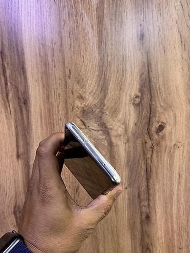 Samsung Galaxy S20 FE (SM‑G780F/DS), версия 8 ГБ ОЗУ / 128 ГБ — 3
