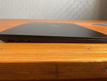 acer swift 1: Microsoft Surface Laptop — тонкий и лёгкий ультрабук в матовом чёрном — 4