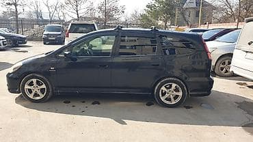Honda: Honda Stream: 2004 г., 2 л, Автомат, Бензин, Универсал — 1
