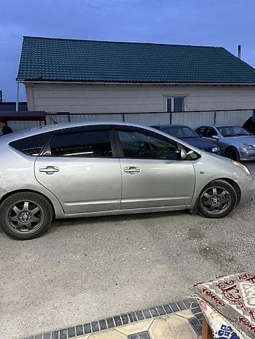 гайки на тойота: Toyota Prius: 2005 г., 1.5 л, Вариатор, Гибрид, Хэтчбэк — 4