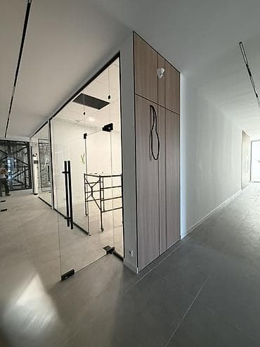 Кыймылсыз мүлк: Сдаются бутики в бизнес‑центре ONE group, 2 этаж. 20-22m2 По цене и — 6